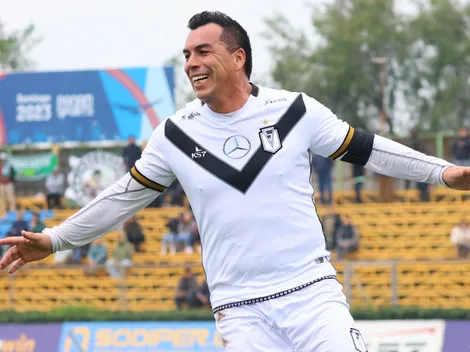 Paredes va por colosal nuevo récord de goleador chileno