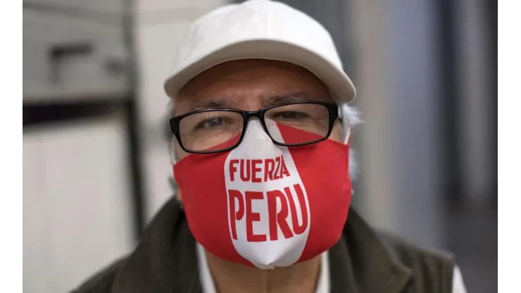 Perú regresa al uso obligatorio de la mascarilla ante cuarta ola