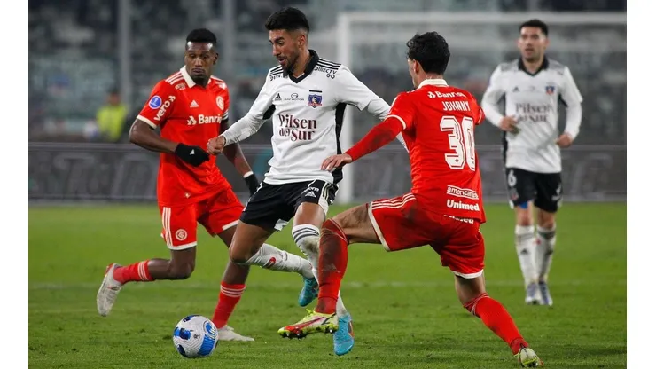 Colo Colo va a Brasil a desafiar al Inter de Porto Alegre para avanzar en Sudamericana