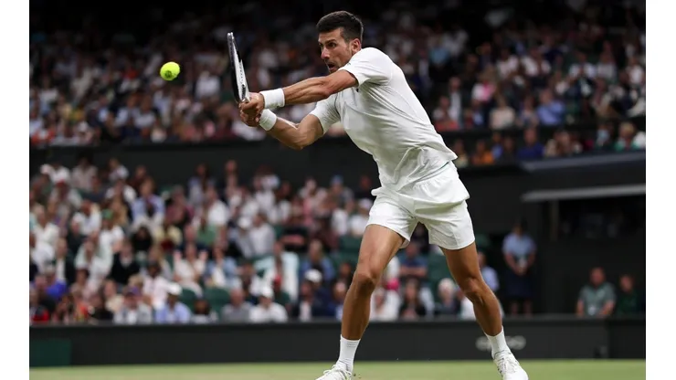 Novak Djokovic ya está entre los ocho mejores de Wimbledon