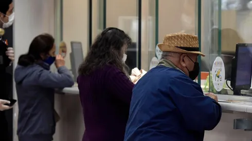 ¿Cómo puedo postular a la PGU y cómo saber si la recibo?