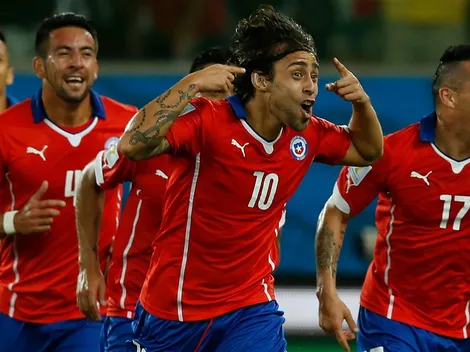 Valdivia confirma su retiro con sabrosa solicitud para ser DT