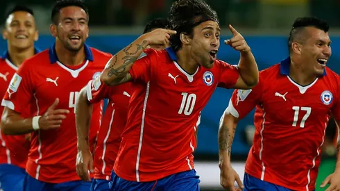 Jorge Valdivia colgó los botines y ya pide banca como DT.