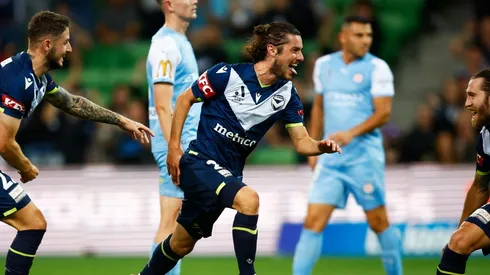 Marco Rojas maravilló en Australia con sus goles en el clásico de Melbourne