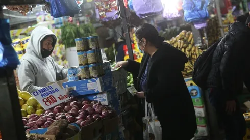 ¿Debo postular al Bono Canasta Básica y cuáles son los requisitos del beneficio?