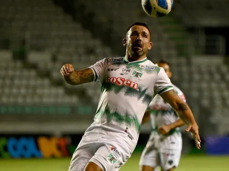 Matías Donoso está en los planes de club de Primera División