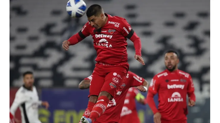 Colo Colo vs �ublense
