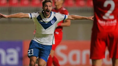 Agustín Bouzat anotó el único gol internacional de su carrera ante Unión La Calera en el Nicolás Chahuán Nazar