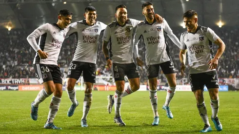 Colo Colo quiere pegar primero en el Monumental ante Internacional de Porto Alegre por la Copa Sudamericana.