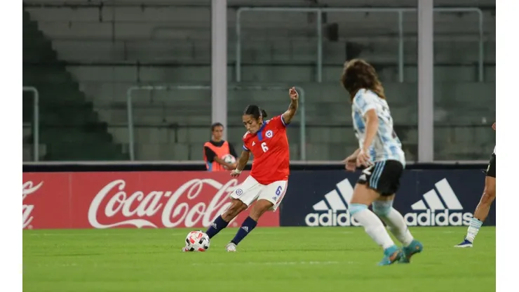 ¿Y si te llama Véliz? Nayadet sueña con jugar en Chile y defender a la U
