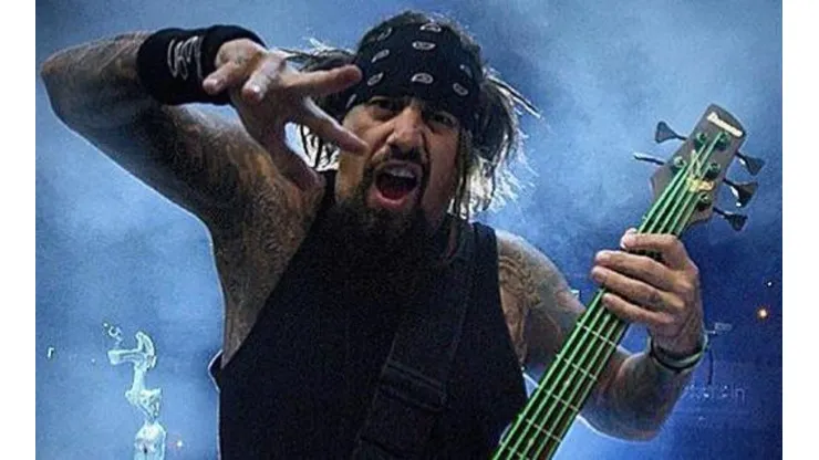 El bajista de Korn Reginald "Fieldy" Arvizu.