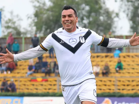 Explican las razones del retorno de Esteban Paredes al fútbol