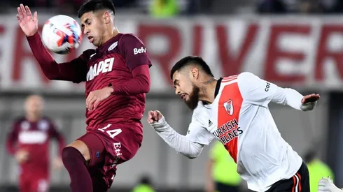 Paulo Díaz disputó los 90 minutos frente a Lanús.