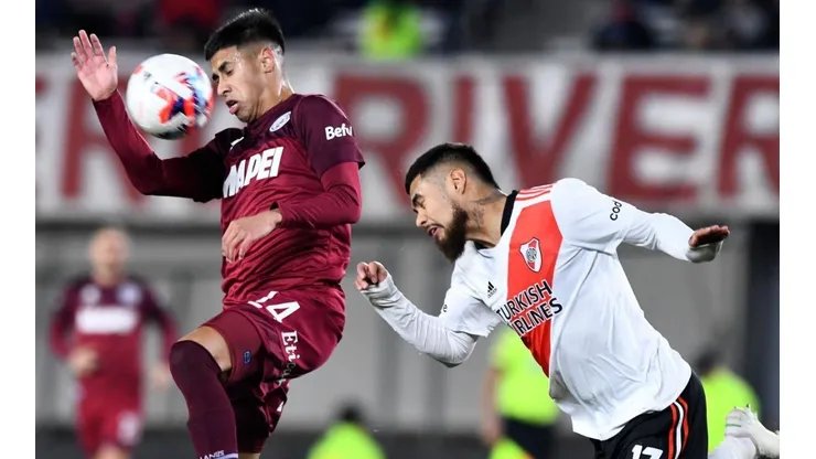 Paulo Díaz disputó los 90 minutos frente a Lanús.