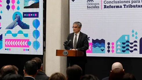 Ministro de Hacienda, Mario Marcel presentando la reforma tributaria