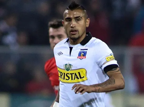 Gustavo Quinteros le hace ojitos a Arturo Vidal