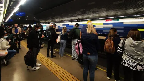 ¿A qué hora cierra el Metro de Santiago este miércoles 22 de junio?