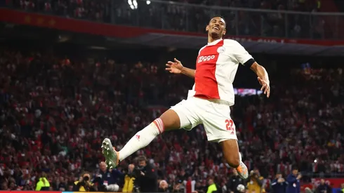 Sebastian Haller tiene todo listo para llegar al Dortmund