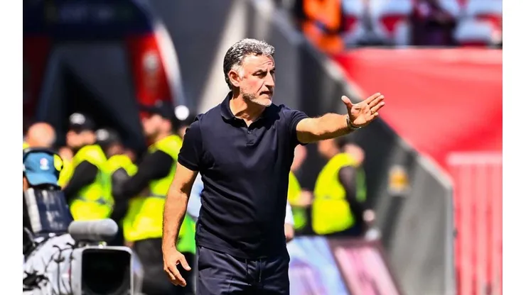 Galtier dirigiendo al Niza en la Ligue 1