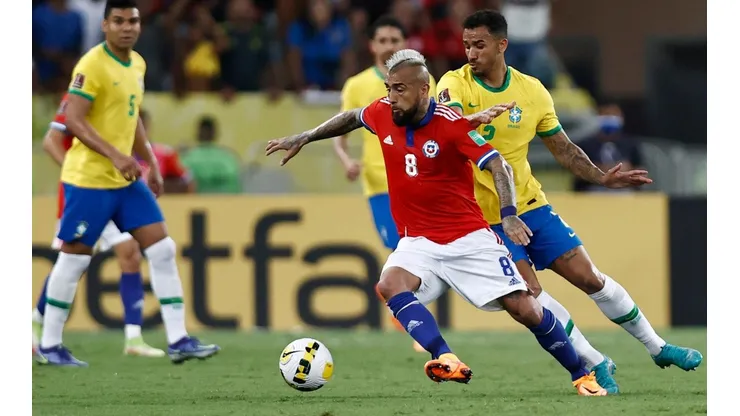 Boca Juniors y Arturo Vidal se sientan a conversar para romper el mercado sudamericano