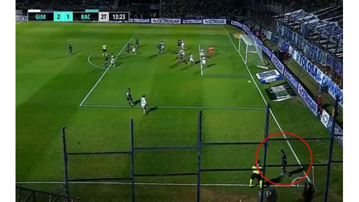 Emiliano Vecchio casi hace el mejor gol de su vida
