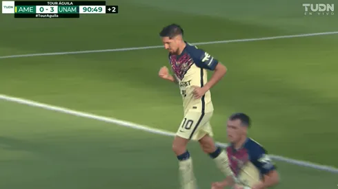 Diego Valdés logró poner el tanto del descuento de América.