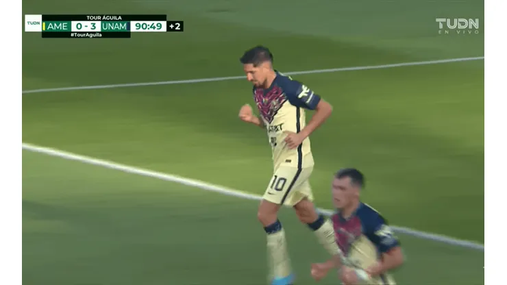 Diego Valdés logró poner el tanto del descuento de América.