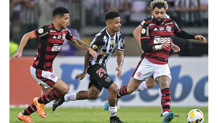 En el duelo por la Serie A de Brasil, Vargas fue titular, mientras Isla no fue considerado ya que prepara su arribo a la UC.