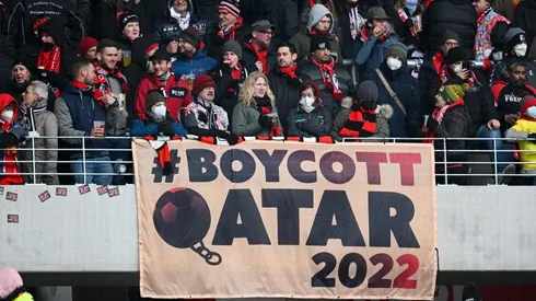 Los hoteles en Qatar tampoco permitirán parejas homosexuales