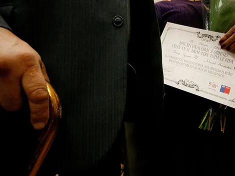 ¿Quiénes pueden postular al Bono Bodas de Oro?