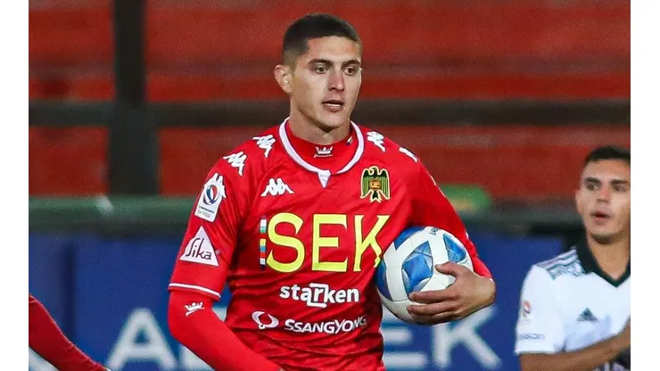 Leandro Garate se llevó la pelota para la casa en la goleada de Unión Española sobre Provincial Ovalle.