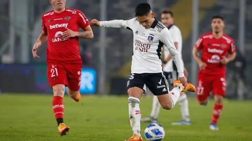 Joan Cruz vuelve a la titularidad en Colo Colo para la Copa Chile