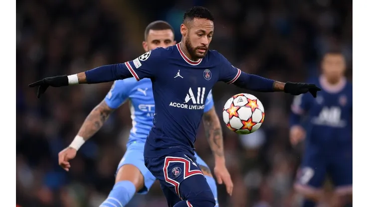 Neymar no piensa moverse y complica al PSG.