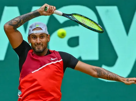 Kyrgios mete notable ace por abajo y avanza a semis de Halle en llamas