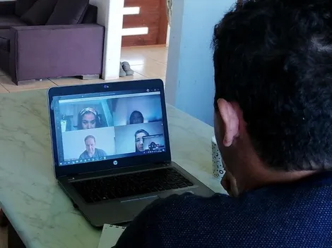 ¿Puedo trabajar desde casa si mi hijo está de vacaciones?