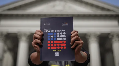 Moody's por Rechazo a nueva constitución: genera "incertidumbre"