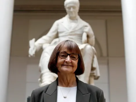 Rosa Devés asume como rectora de la Universidad de Chile