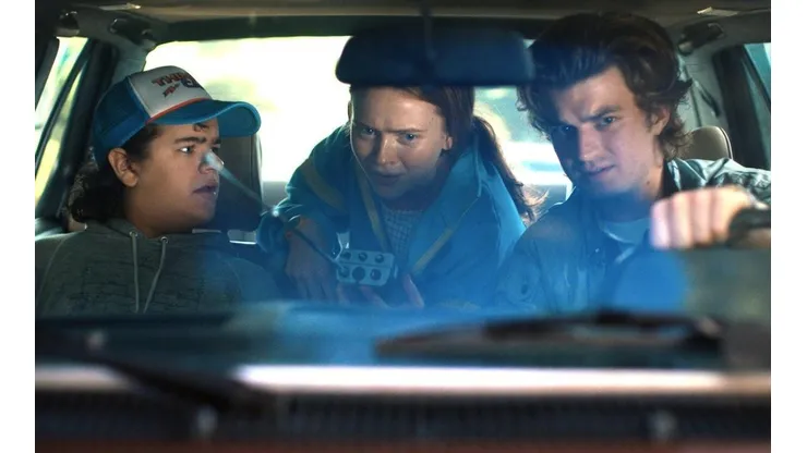 Una de las fortalezas de Stranger Things 4 Parte 1 es la línea argumental con el team Dustin/Steve.