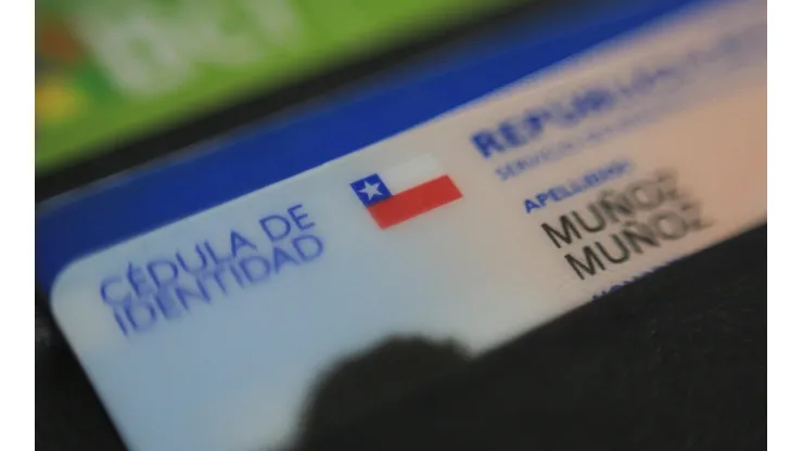 ¿Cómo puedo pedir hora en el Registro Civil para renovar mi carnet?