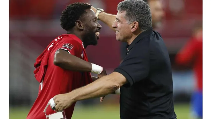 Luis Fernando Suárez llevó a Costa Rica a Qatar 2022