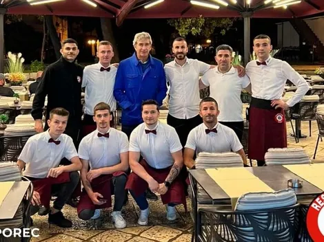 Pellegrini visita restaurante en Croacia y se fotografía con todo el personal