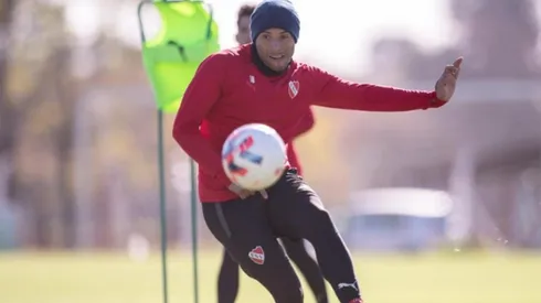 Benegas está en carpeta de Colo Colo pero no es fácil destrabar su salida