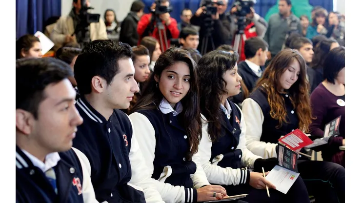 ¿Cuáles son los beneficios estudiantiles a los que puedo acceder este año?