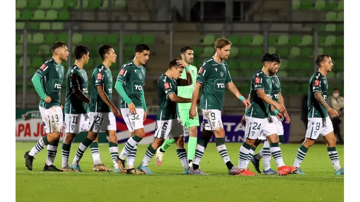 Wanderers no levanta cabeza y el presidente Caturro lamentó los malos refuerzos extranjeros que trajeron.