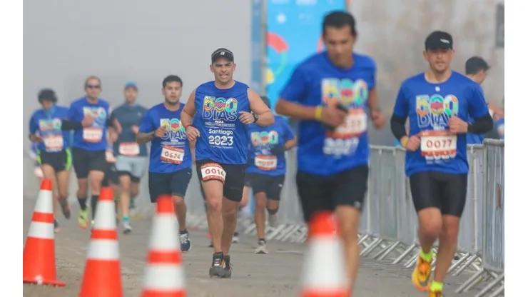 A pesar del frío, miles de corredores llegaron a la actividad que avisa que quedan 500 días para los Juegos Panamericanos.
