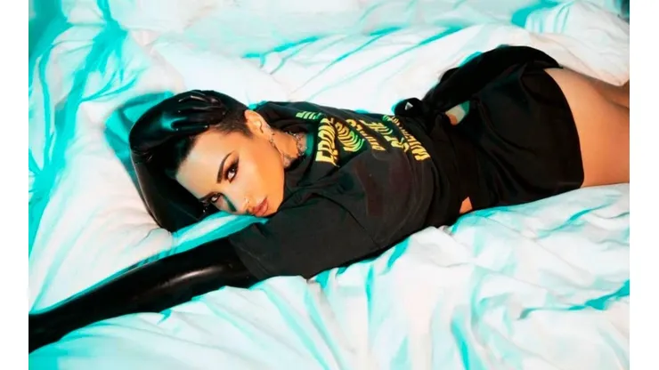 DEMI LOVATO