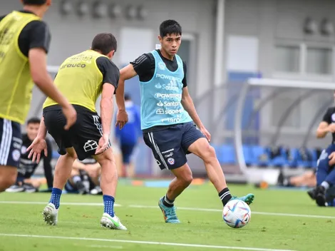 Berizzo llena de flores a Osorio por su participación en la Roja