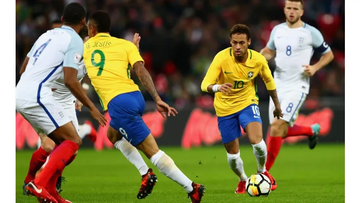 Brasil e Inglaterra se enfrentaron por última vez en un amistoso de 2017, hoy junto a Francia son los tres grandes favoritos para ganar el Mundial de Qatar 2022.