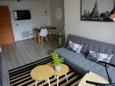 ¿Cuáles son los sueldos promedio que se exigen para arrendar en Santiago?