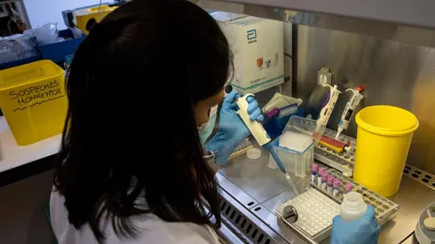 ¿Cómo funciona el Dostarlimab que logra eliminar el cáncer de colon?